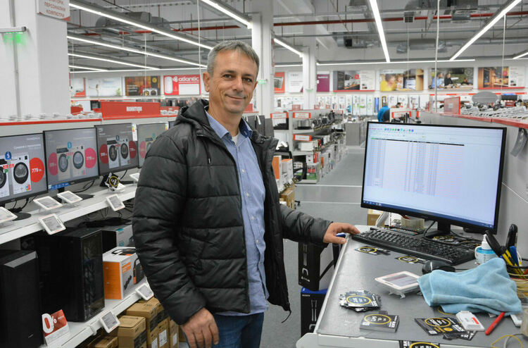 Черният петък в Хасково вече започна в някои от големите магазини 