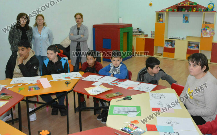 Деца със специални потребности гостуваха на ученици за Деня на толерентността