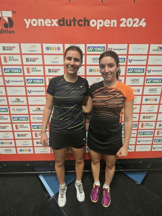 Първомайки превземат бадминтон турнир в Дъблин