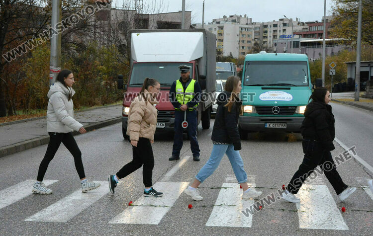 ФСГ в Хасково отбеляза Световния ден за възпоменание на жертвите от ПТП