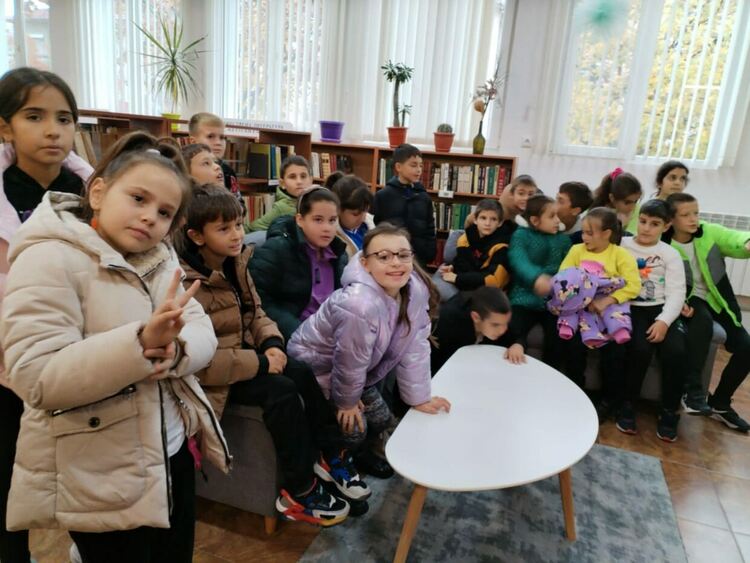 ОУ „Алеко Константинов“ се включи във второто издание на националния Ден на четенето в България