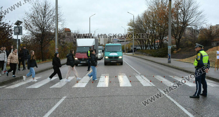 ФСГ в Хасково отбеляза Световния ден за възпоменание на жертвите от ПТП