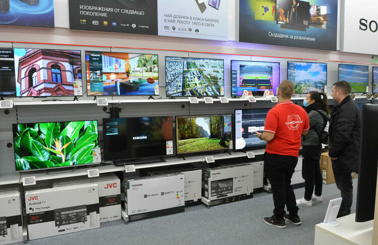 Черният петък в Хасково вече започна в някои от големите магазини 