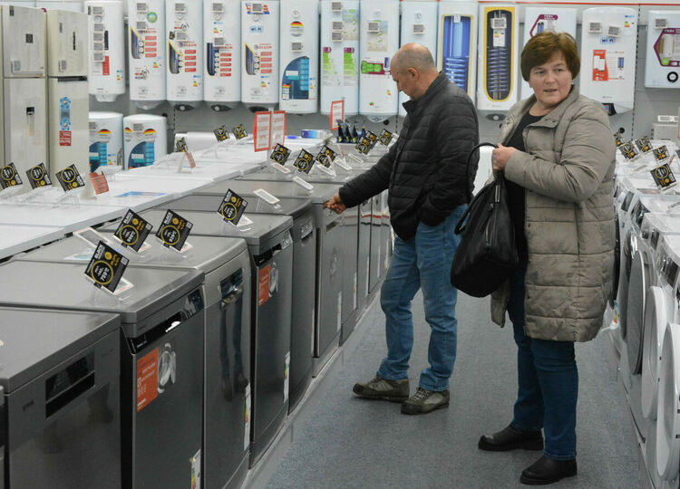 Черният петък в Хасково вече започна в някои от големите магазини 