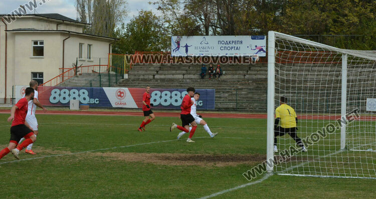 „Саяна“ би последния в класирането