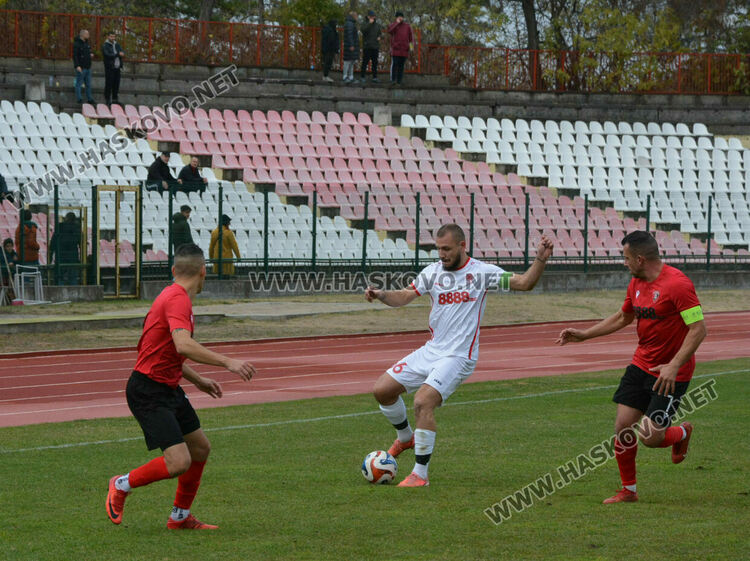 „Саяна“ би последния в класирането