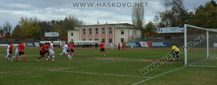 „Саяна“ би последния в класирането