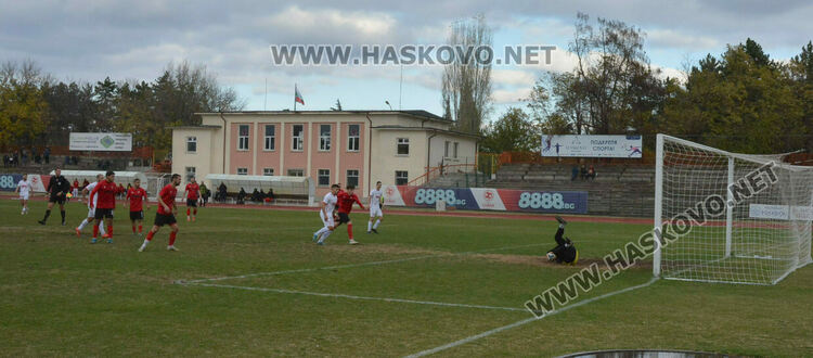 „Саяна“ би последния в класирането