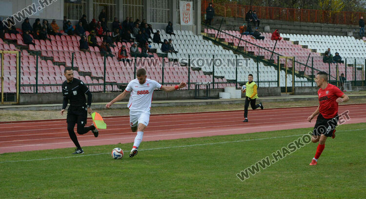 „Саяна“ би последния в класирането