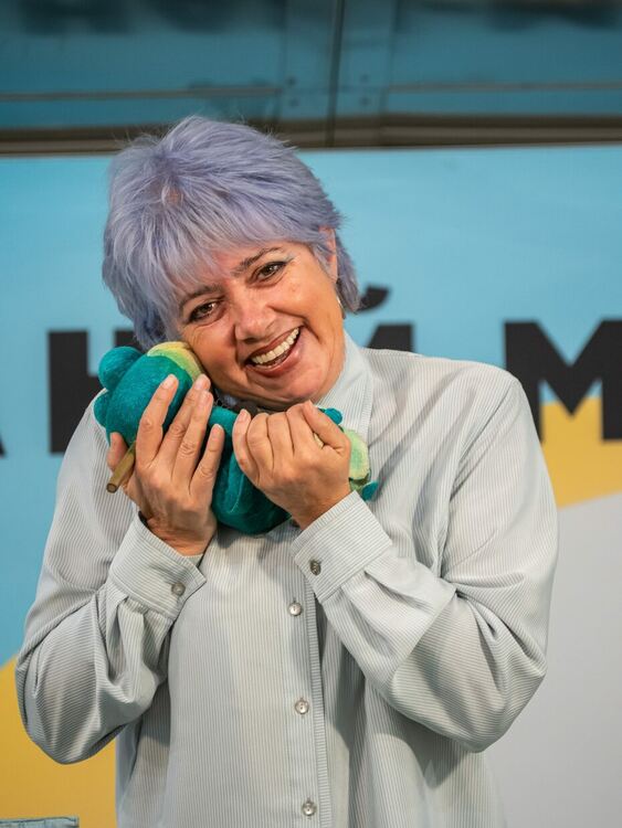 Театър „Дани и Деси“  ще обикаля детските градини по селата в Хасковско