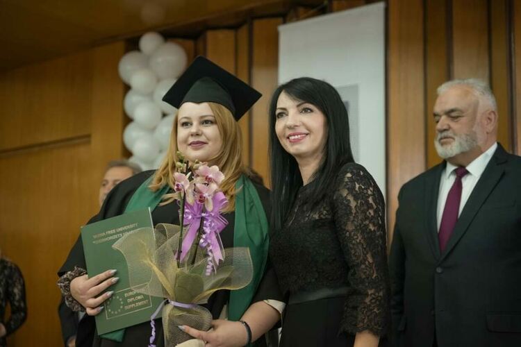 Връчиха дипломите на випуск 2024 на Варненския свободен университет „Черноризец Храбър" – Филиал Смолян