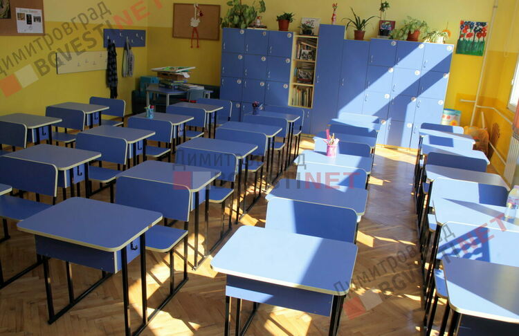 Кметът на Димитровград подари 1 ден ваканция на учениците в общината