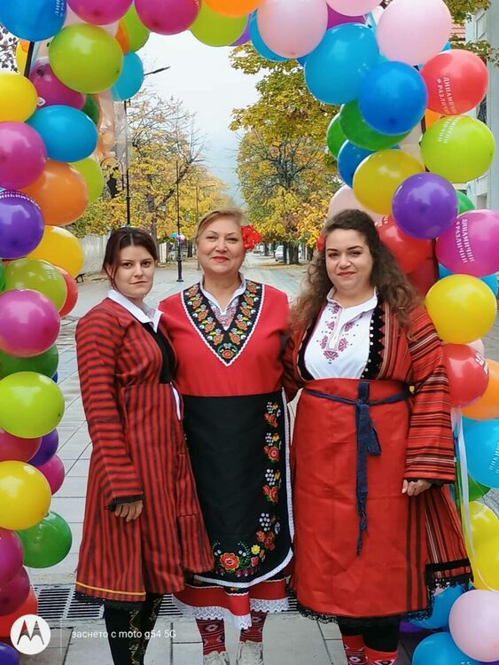 С хоро първомайци поставиха финал на Деня на талантливите и щастливите