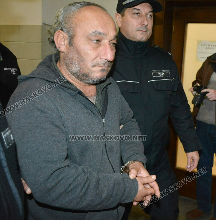 Открит е видео клип на кокаина за над 4 млн. лв., заснет с телефона на задържания тираджия