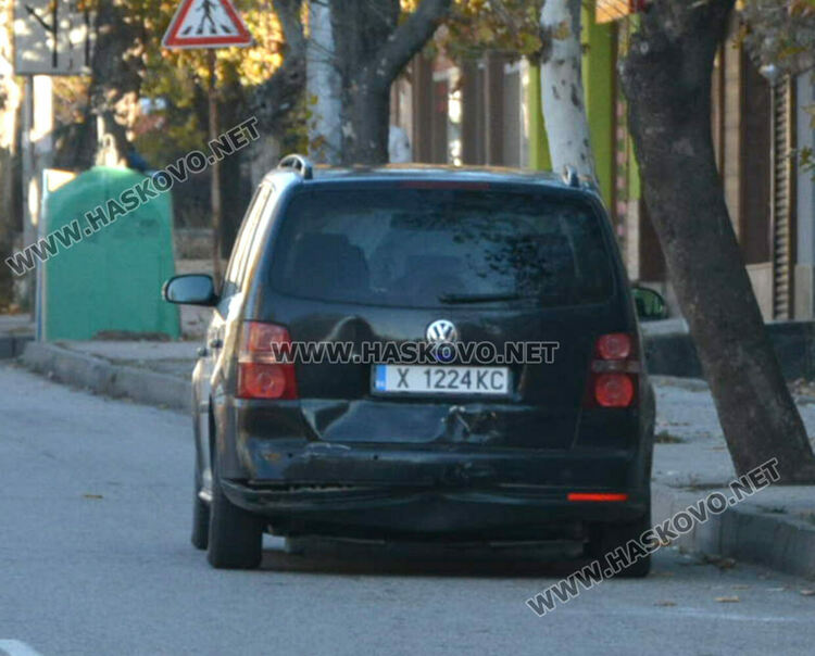 Катастрофа между три коли затрудни движението по бул. „Васил Левски“ в Хасково