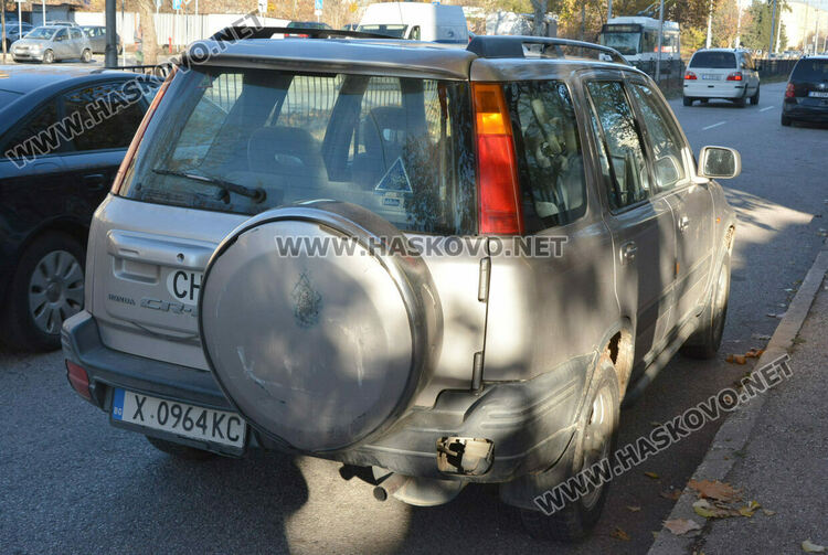 Катастрофа между три коли затрудни движението по бул. „Васил Левски“ в Хасково
