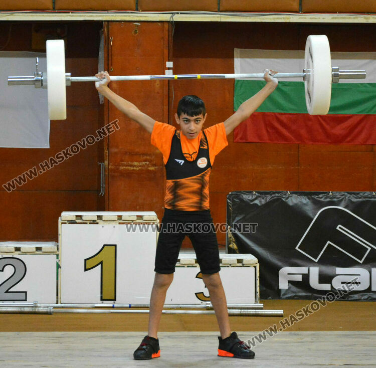 Започна Държавното първенство по вдигане на тежести