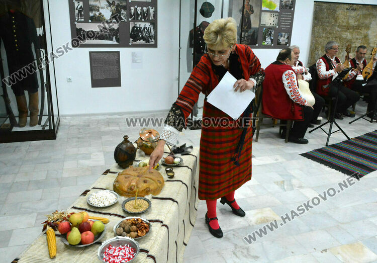 „Коледа в музея“ с музикантите и солистите на Народен оркестър при Община Хасково