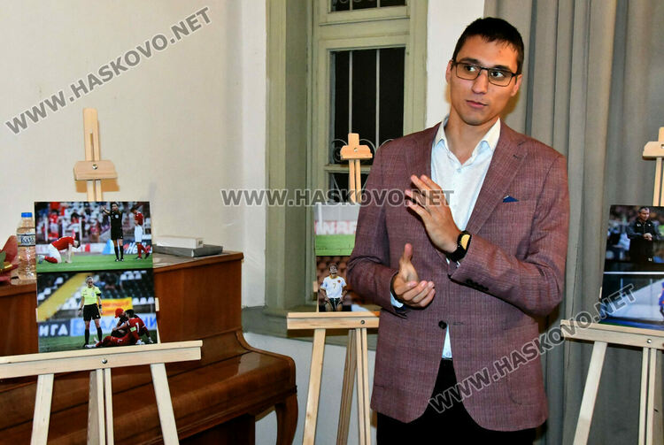 Павел Данев показа в снимки „Другата страна на спорта“