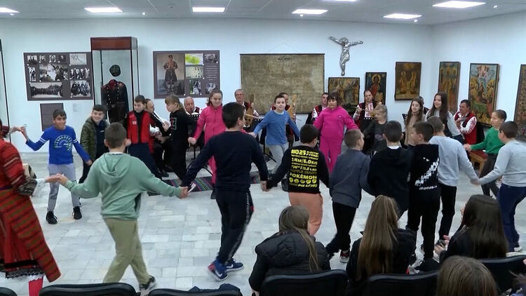 Над 700 деца от Хасково вече са се записали за „Коледа в музея“