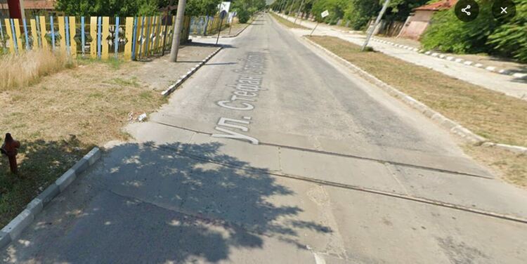 Спират движението по ул. "Стефан Стамболов" в участък от промишлената зона