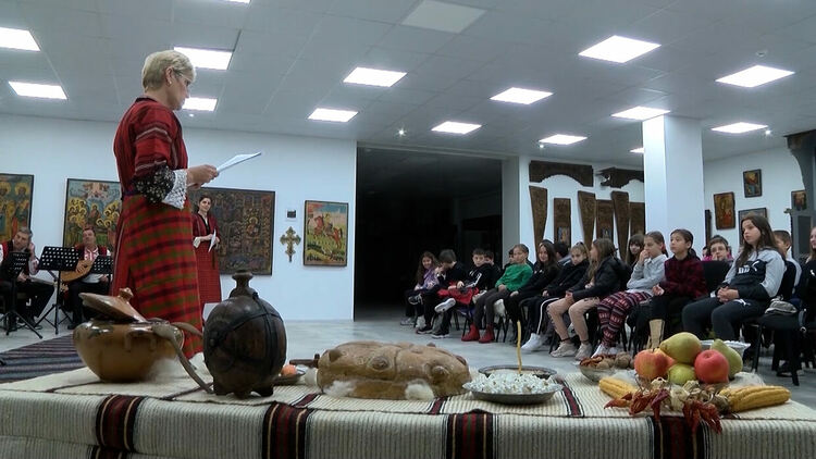 Над 700 деца от Хасково вече са се записали за „Коледа в музея“