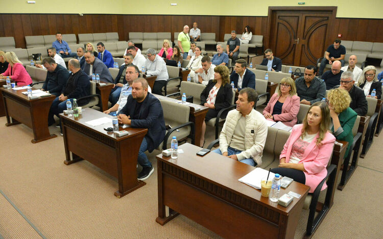 На 29 ноември ще гласуват увеличението на данъците в Хасково