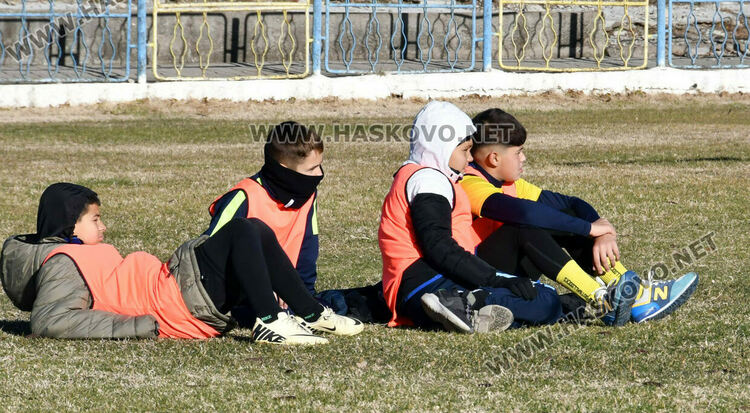 „Димитровград“ срази „Карнобат“ с 5:0, Алексиев с хеттрик
