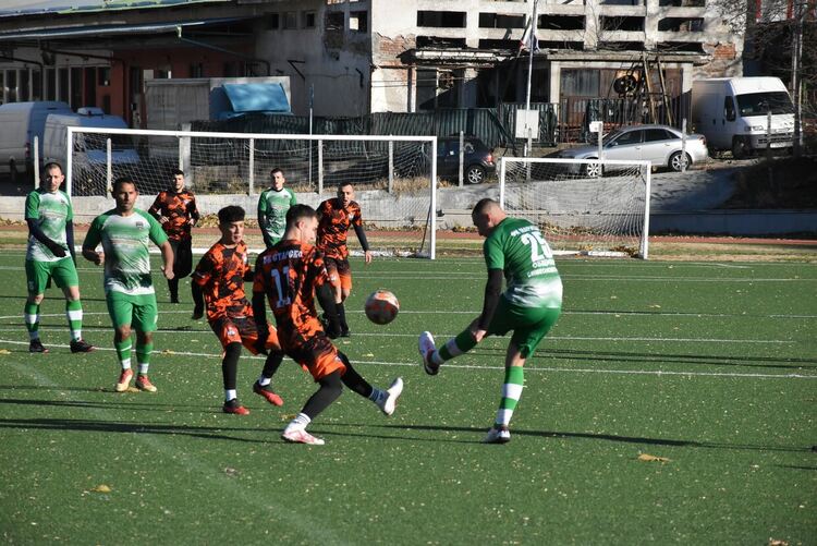 „Старско“ вкара 7 гола на „Марица“