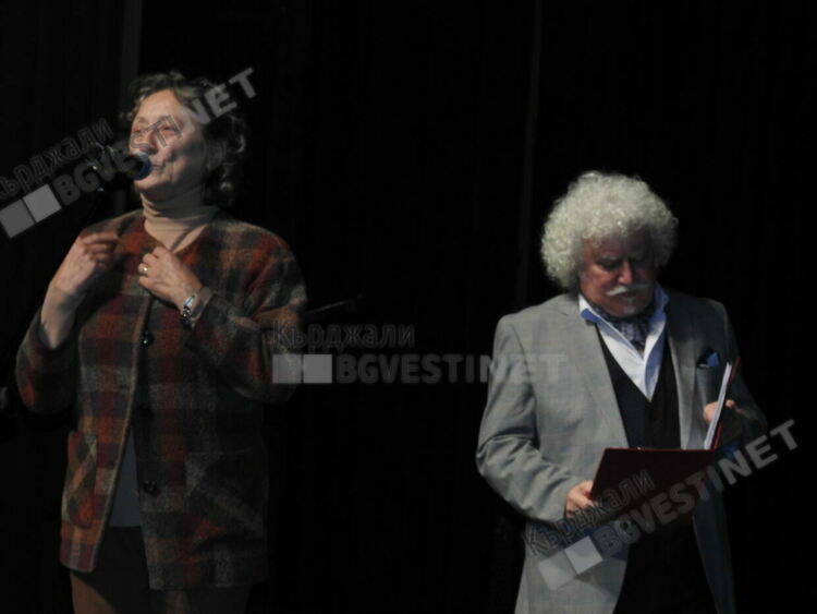 Четиричасов фолкмаратон в Кърджали,звезди на народната музика пяха за Нешко Нешев