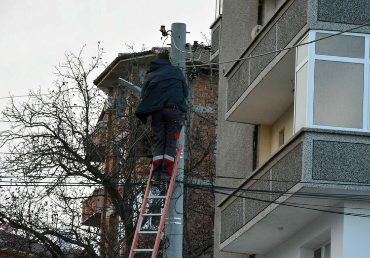 Вятърът в Хасково нанесе редица поражения