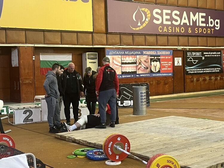 Щангистите на „Русе“ триумфираха при мъжете на Държавното първенство в Хасково