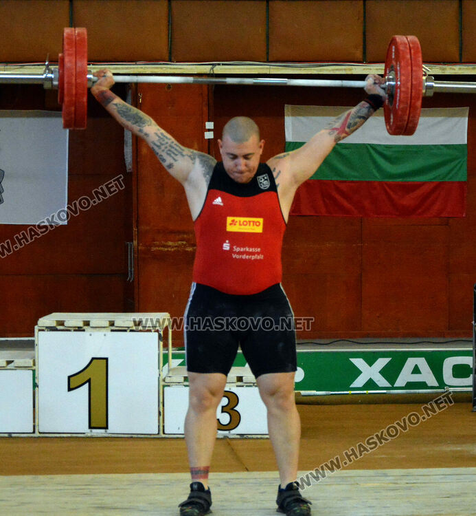 Щангистите на „Русе“ триумфираха при мъжете на Държавното първенство в Хасково