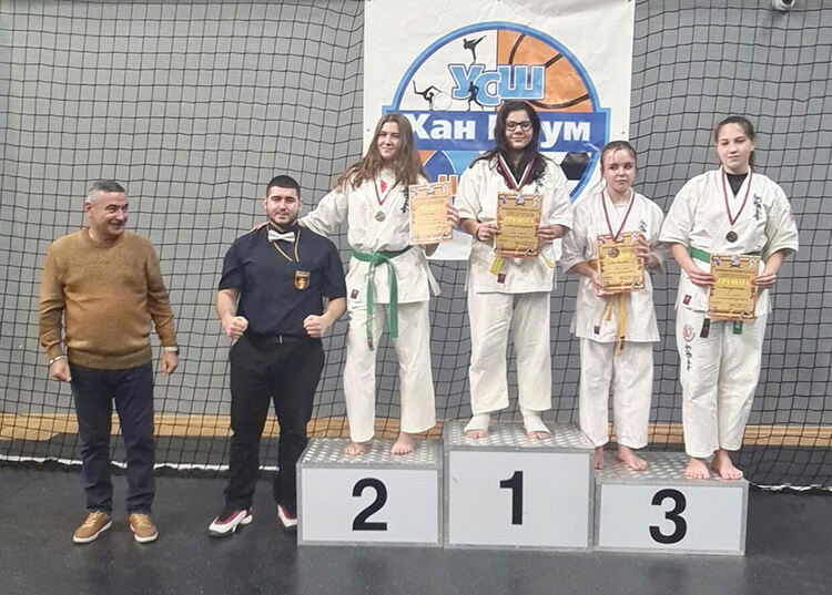 СКК „Мълния“ спечели 5 златни медала на турнира „Хан Крум“  в Шумен