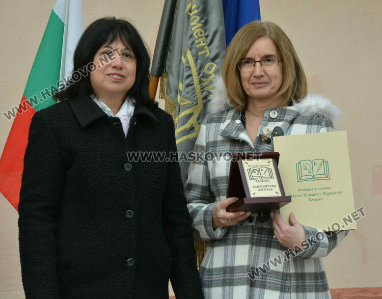 Хасковската ученичка Божана Тодорова спечели Националното състезание по английски език 