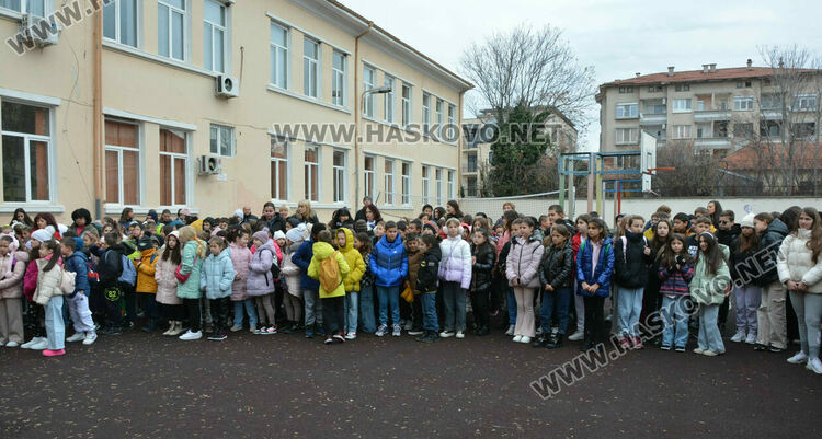 Хасковската ученичка Божана Тодорова спечели Националното състезание по английски език 