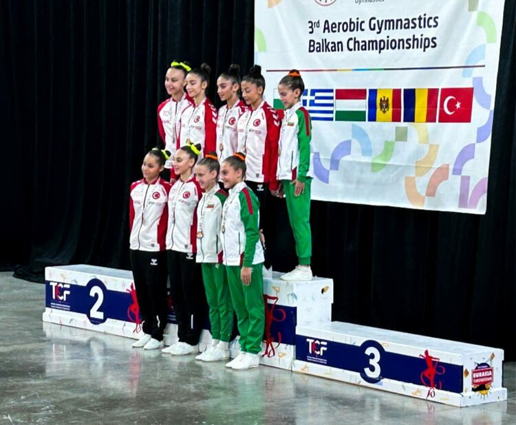 5 медала за „Мега спорт“ от Балканските игри по спортна аеробика в Истанбул