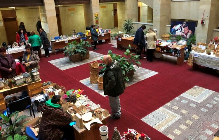 Областна администрация Смолян организира Коледен базар