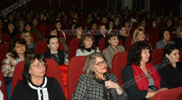 Хасково е домакин на национална конференция за споделяне на педагогически практики 