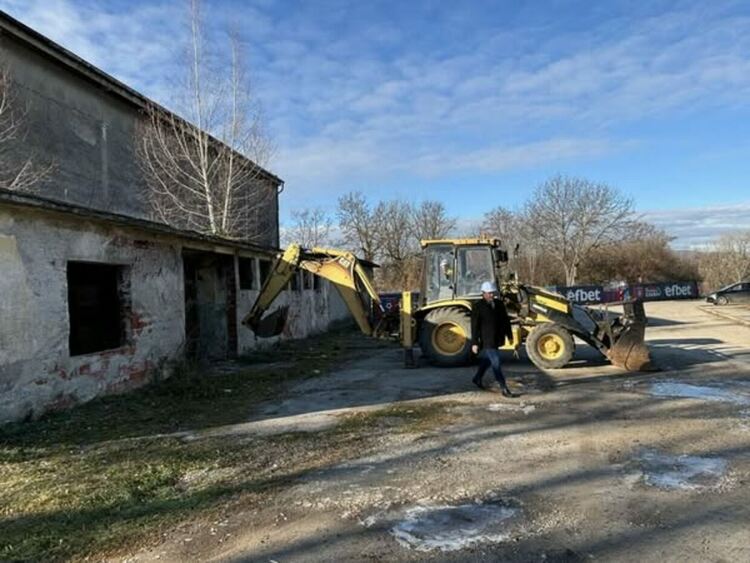 Започва изграждането на многофункционална спортна зала в Радомир