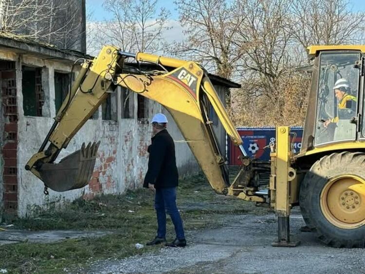 Започва изграждането на многофункционална спортна зала в Радомир