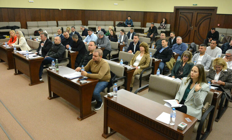 Съветниците приеха увеличението на данъци, такси и услуги в Хасково