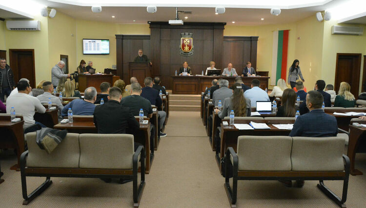 Съветниците приеха увеличението на данъци, такси и услуги в Хасково