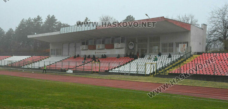 „Смърфовете“ си тръгнаха с трите точки от Хасково