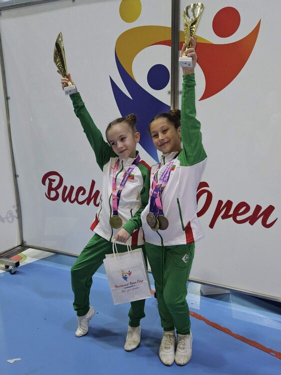 „Виолена“ с два бронза и 9 финала на международен турнир в Румъния