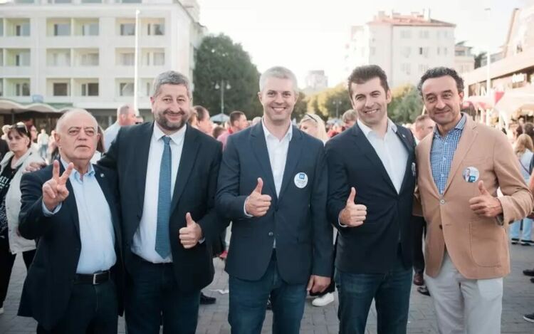 Времето, когато ПП и ДБ изглеждаха единни и силни, остана в миналото.