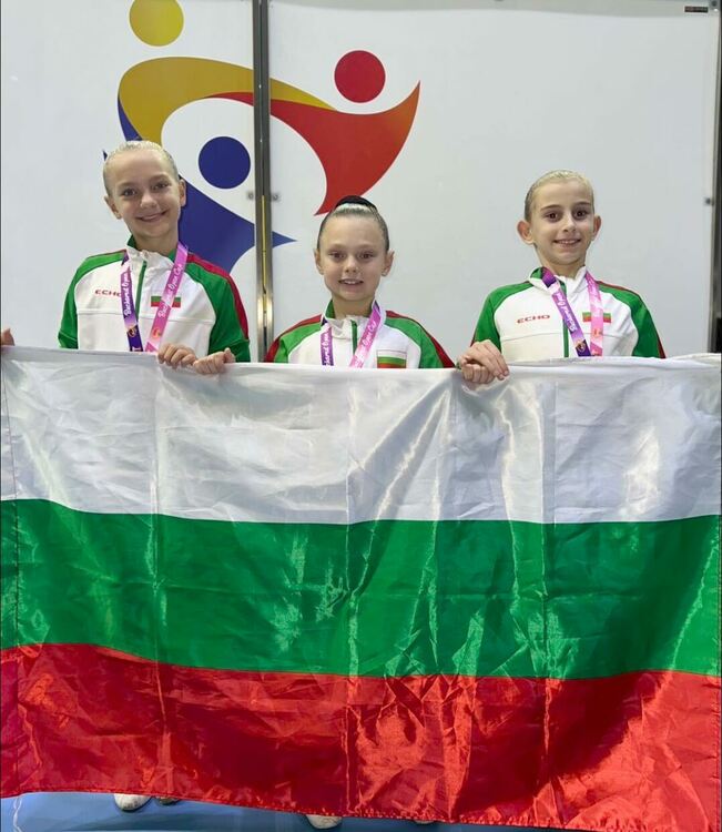 „Мега спорт“ приключи годината с медали от международен турнир