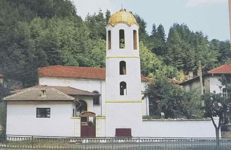 Храмът в Арда посреща Никулден в преобразен вид след ремонт