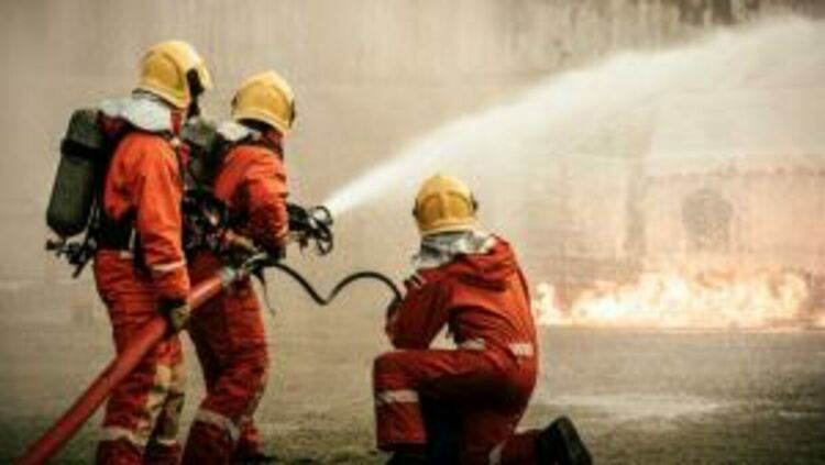 Къща пламна заради неправилно ползване на отоплителен уред в Перник