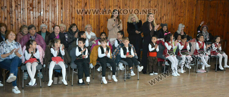 В хасковското читалище „Вапцаров“ представиха традициите за празниците през декември 